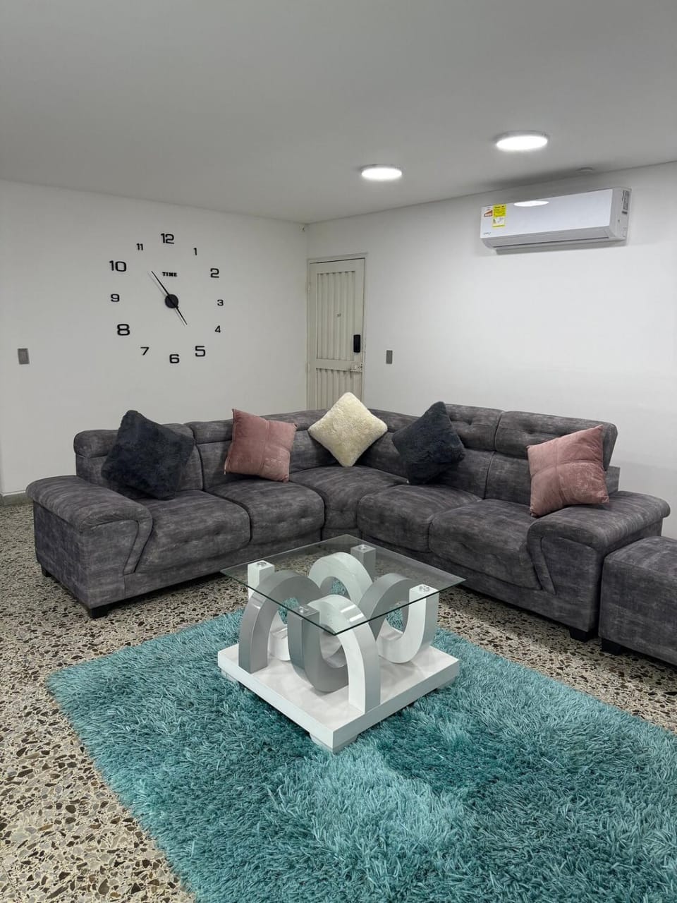 Living room, air conditioner