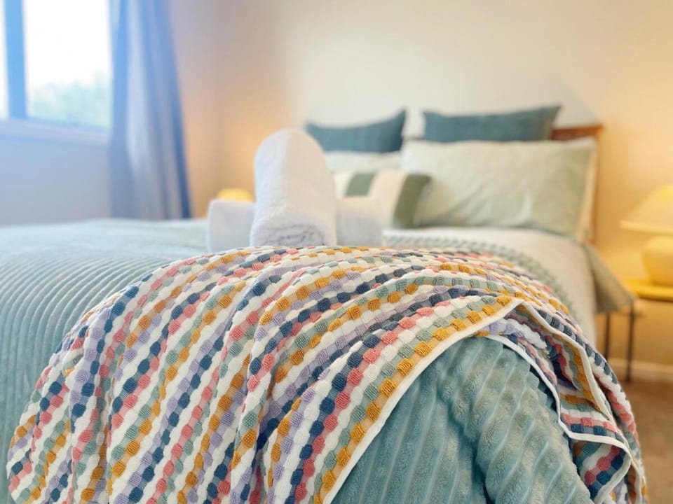 Brand new, close to hospital, plenty of parking sapces House in Hamilton