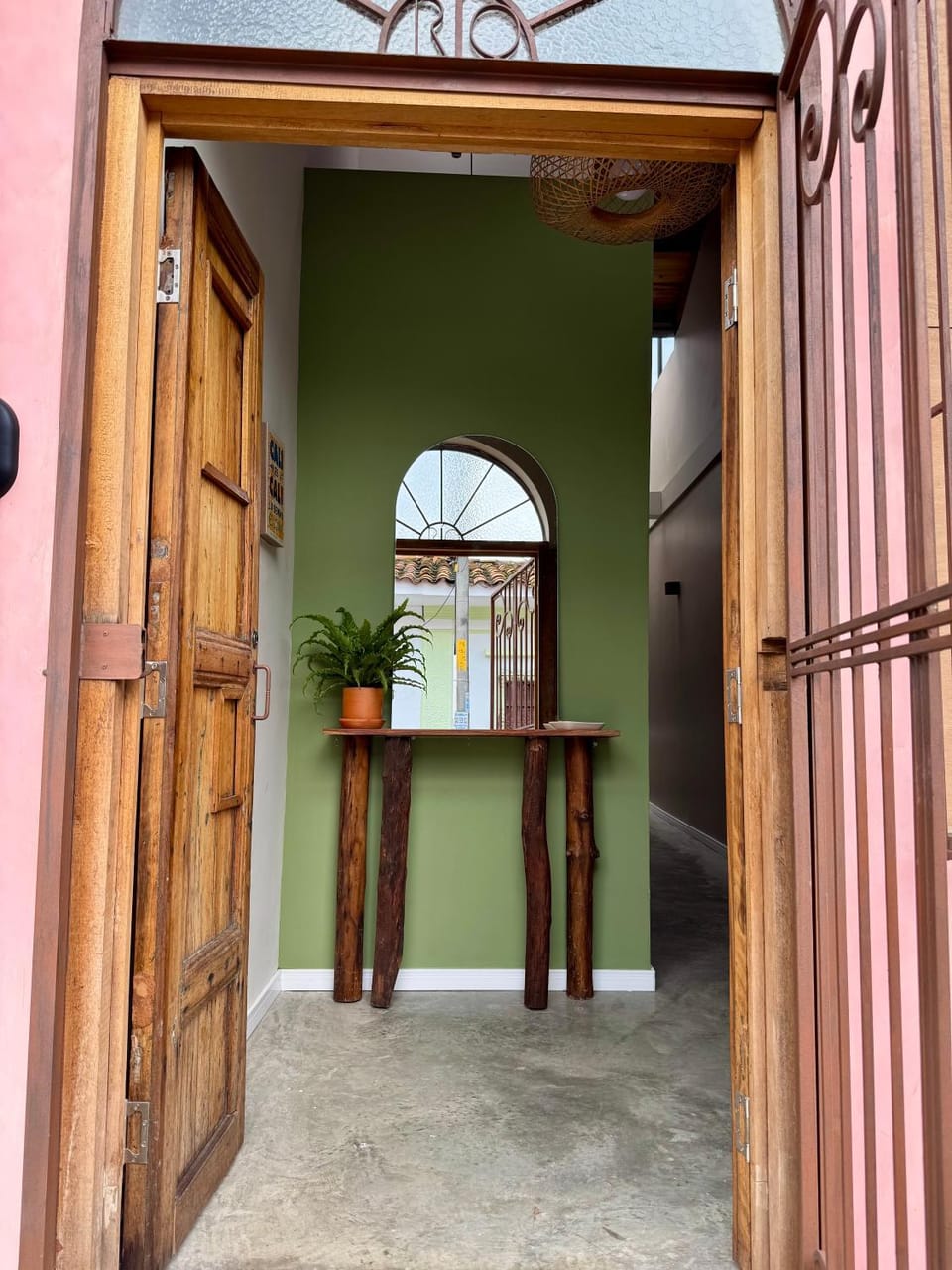 Facade/entrance