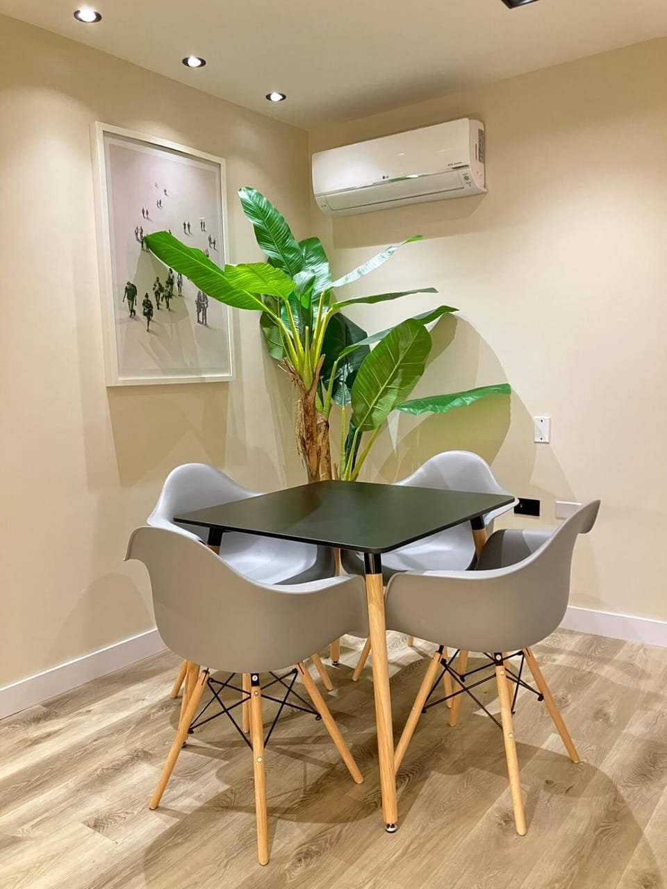 Go Living & Suites, modern suite, great view, suite Moderna, gran vista, Poblado Apartment in Medellin