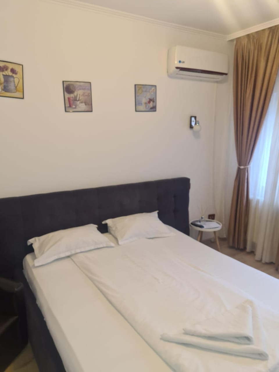 Corina House Bed and Breakfast in Craiova