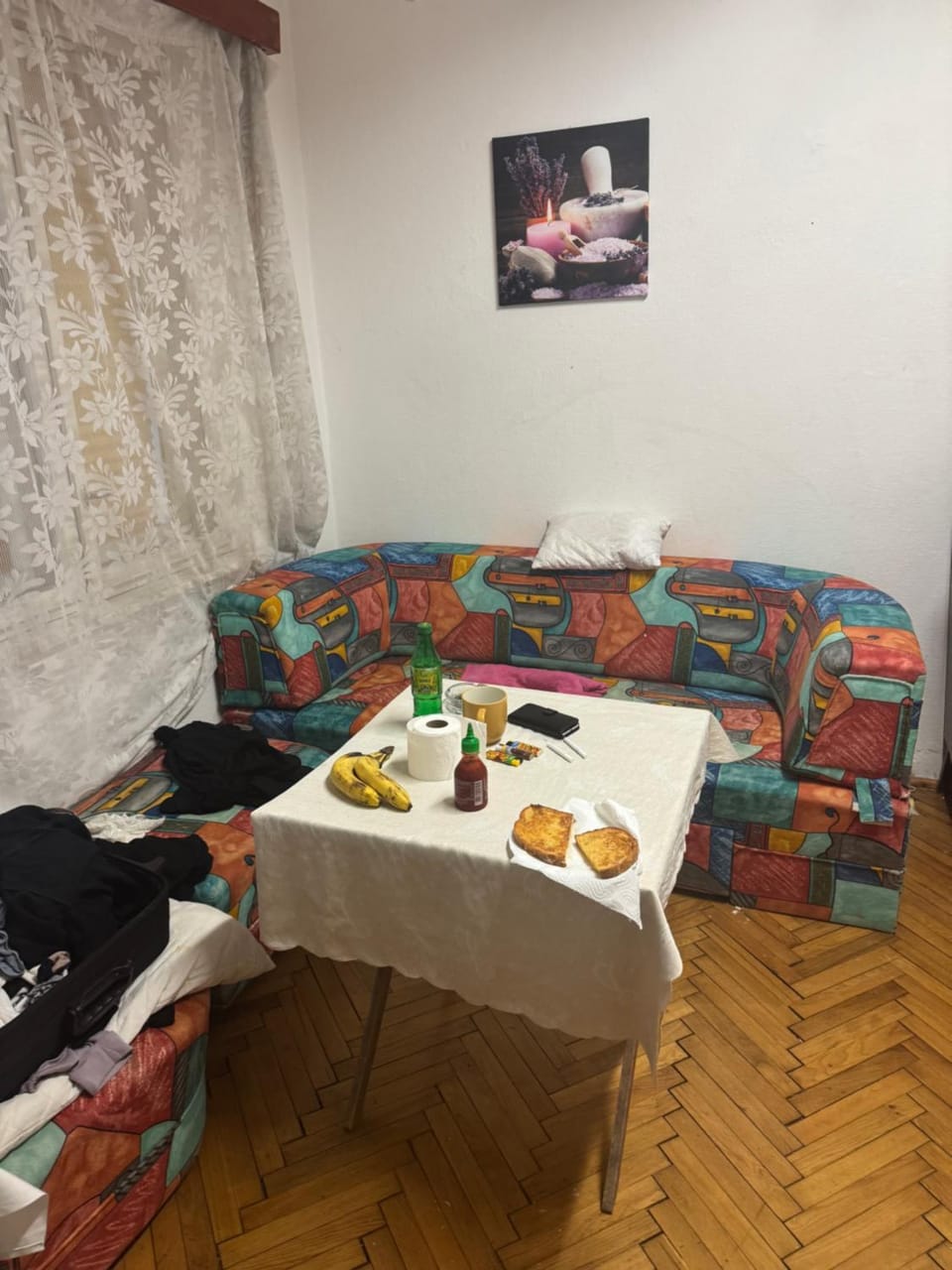 Food and drinks, Dining area, Food, Breakfast, Dinner