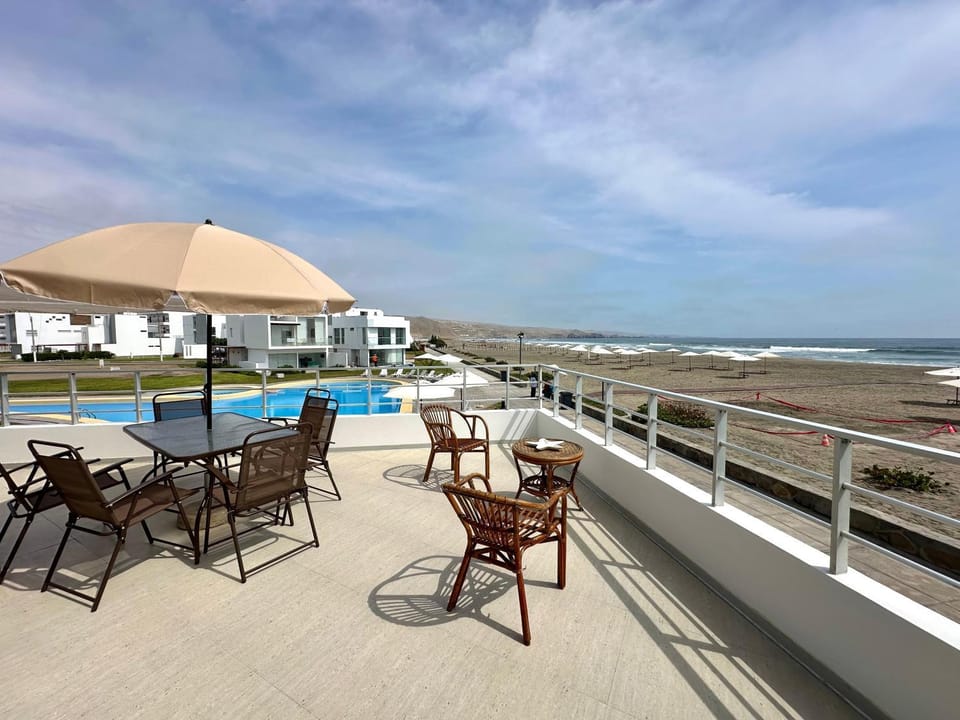Casa de Playa con vista panorámica Villa in Asia