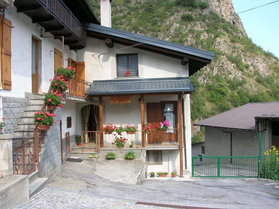 La Barmo Affittacamere Bed and Breakfast in Saint-Étienne-de-Tinée