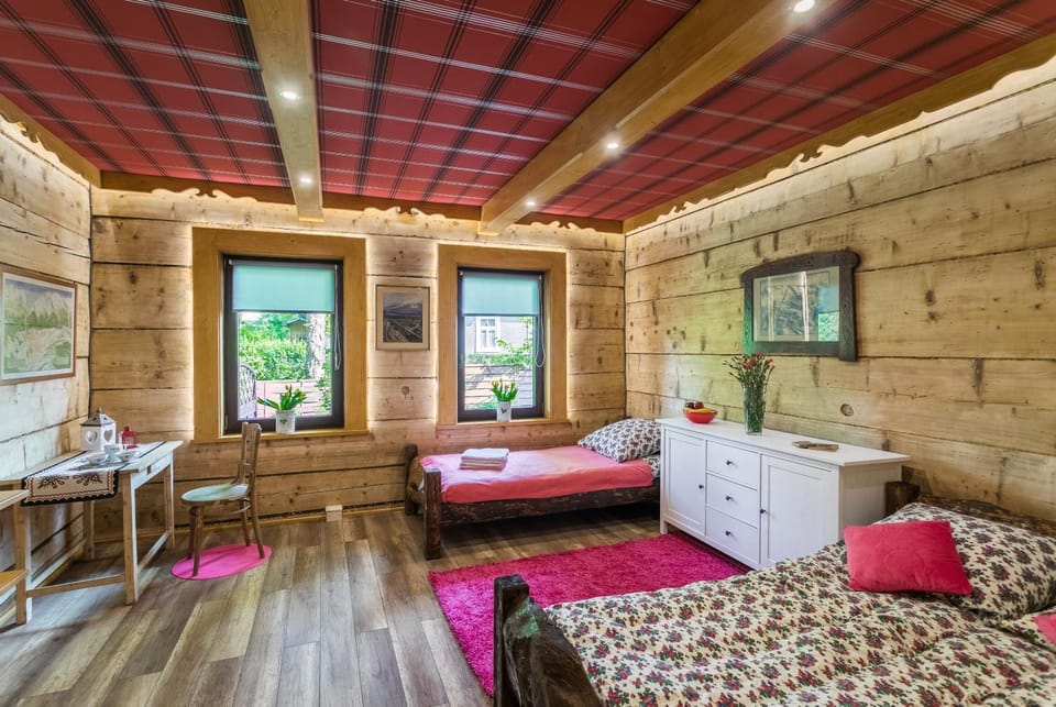 Seating area, Bedroom