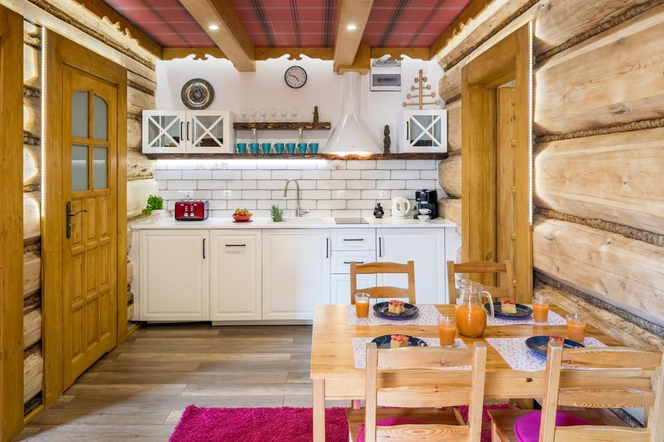 Kitchen or kitchenette, Living room, Seating area, Dining area, minibar, pet friendly, stove
