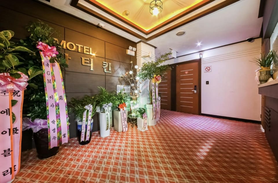 Vatican Hotel Sangmu Motel in South Korea