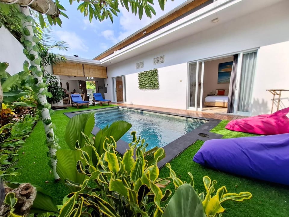 Day, Garden, Garden view, Pool view, Swimming pool, sunbed