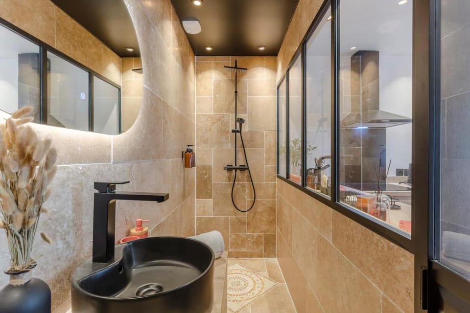 Shower, Bathroom