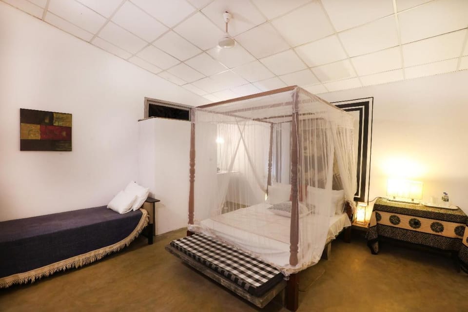 Bedroom, Family