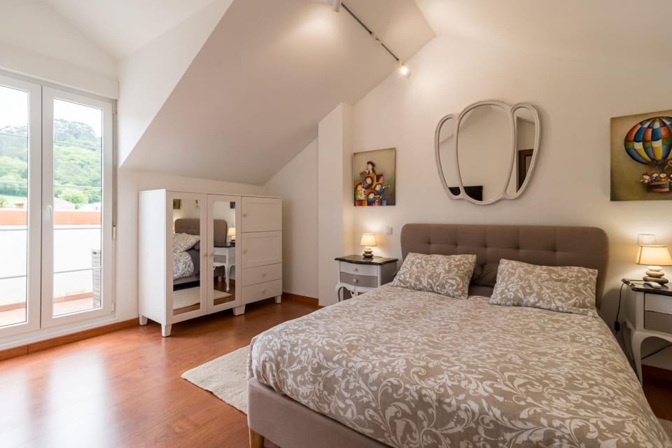 Property building, Living room, Bedroom