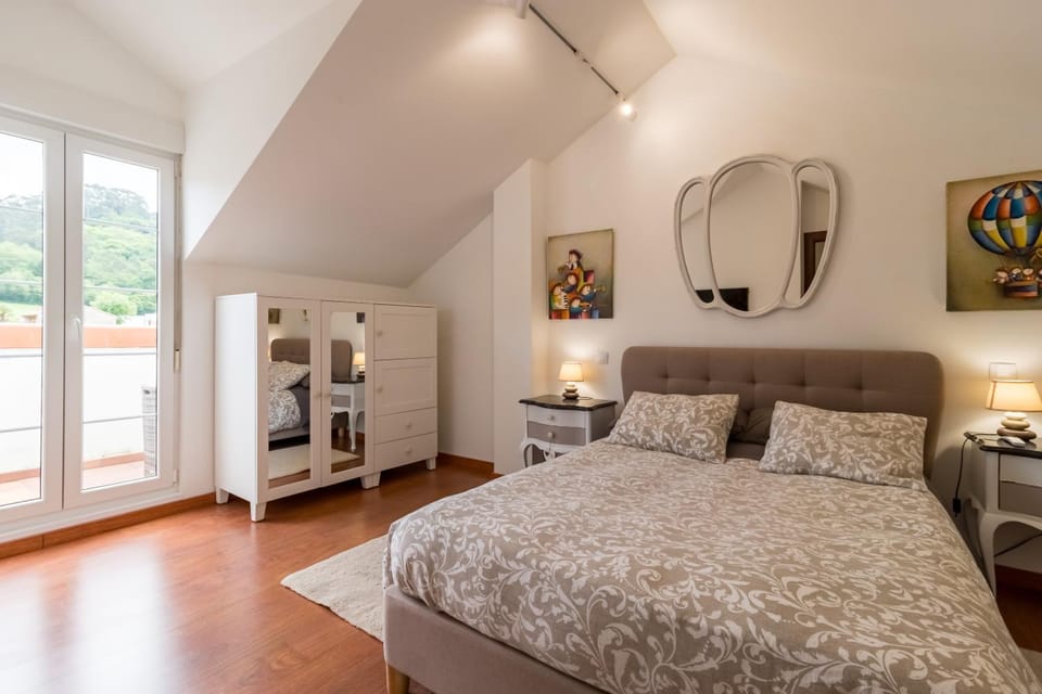 Property building, Living room, Bedroom