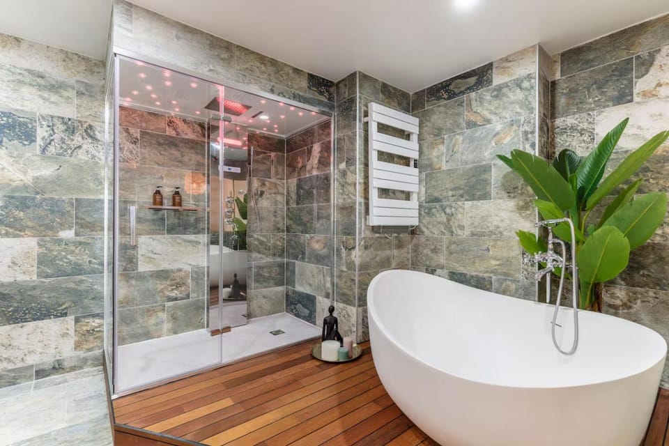 Steam room, Bathroom