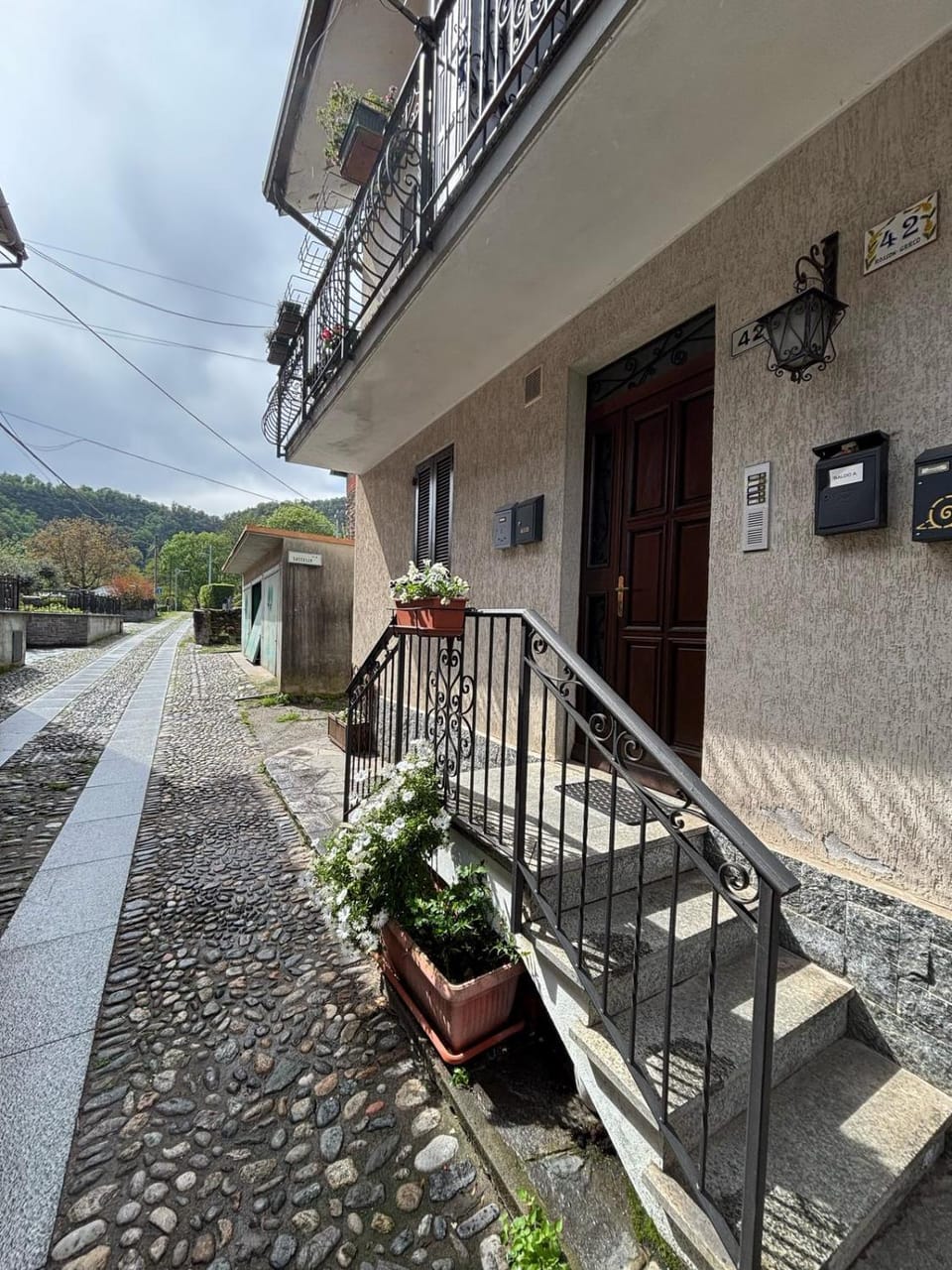 Property building, Natural landscape, View (from property/room), Balcony/Terrace