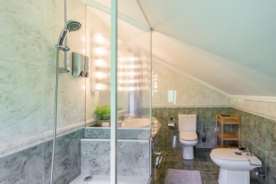 Bathroom, Living room