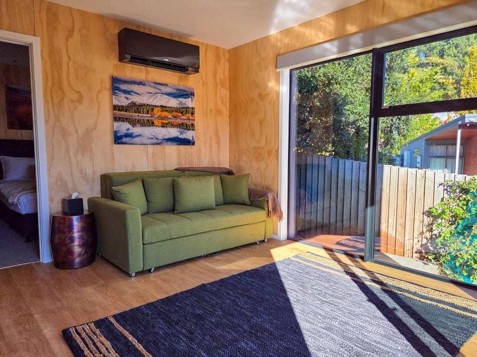 Rivers Edge Apartment House in Lake Tekapo