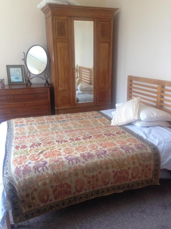 Bed, Bedroom, wardrobe