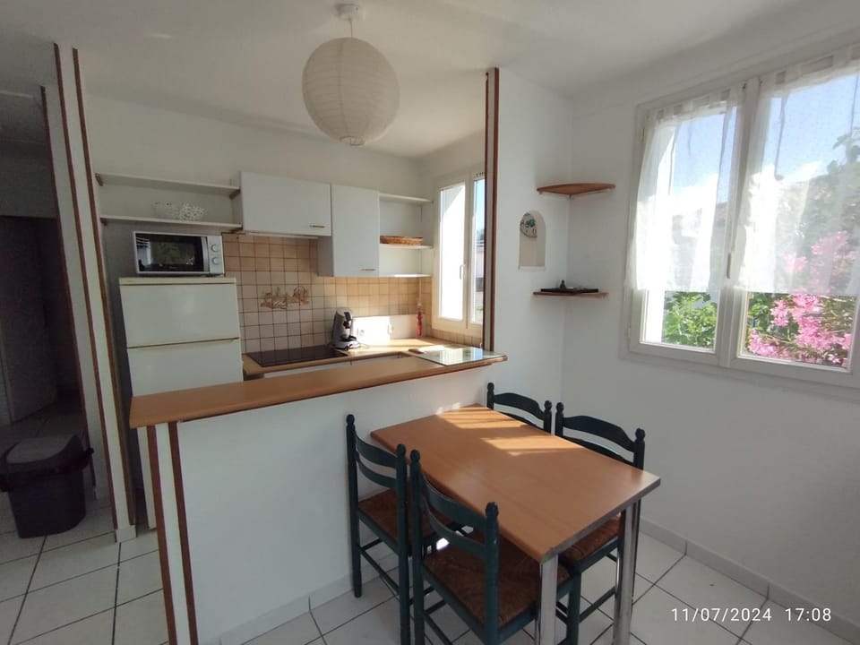 3mn de la plage et 10 mn du centre à pieds CALME et AGREABLE Apartment in Canet-en-Roussillon