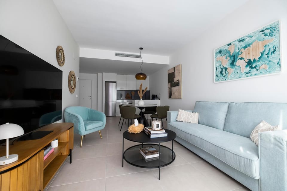 TV and multimedia, Kitchen or kitchenette, Living room, Dining area