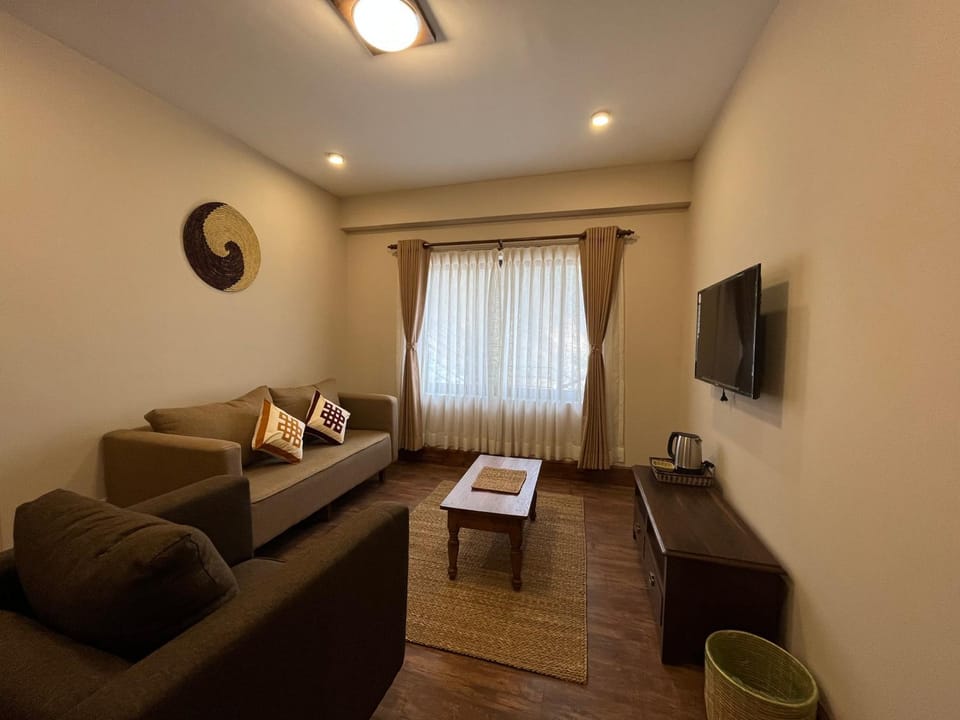 TV and multimedia, Seating area