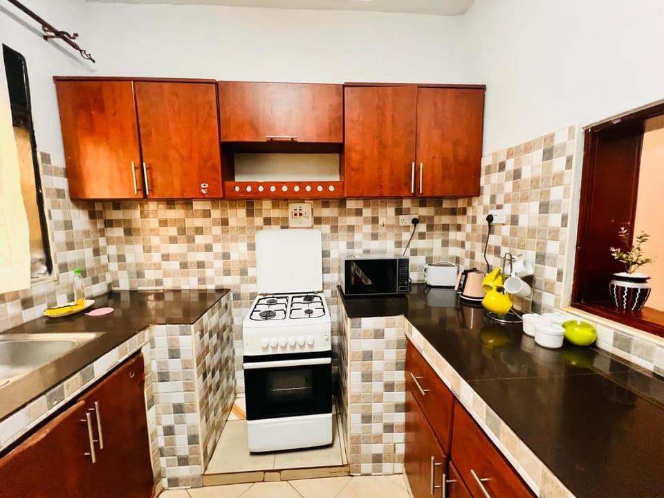 Med Flat 2 bedrooms apartment in Entebbe Apartment in Uganda