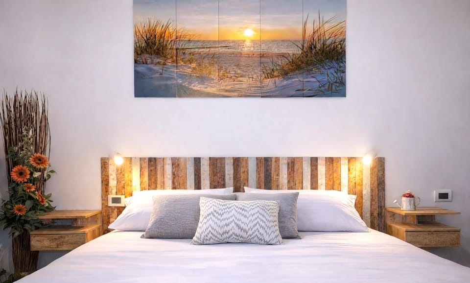 Bed, Decorative detail, Bedroom