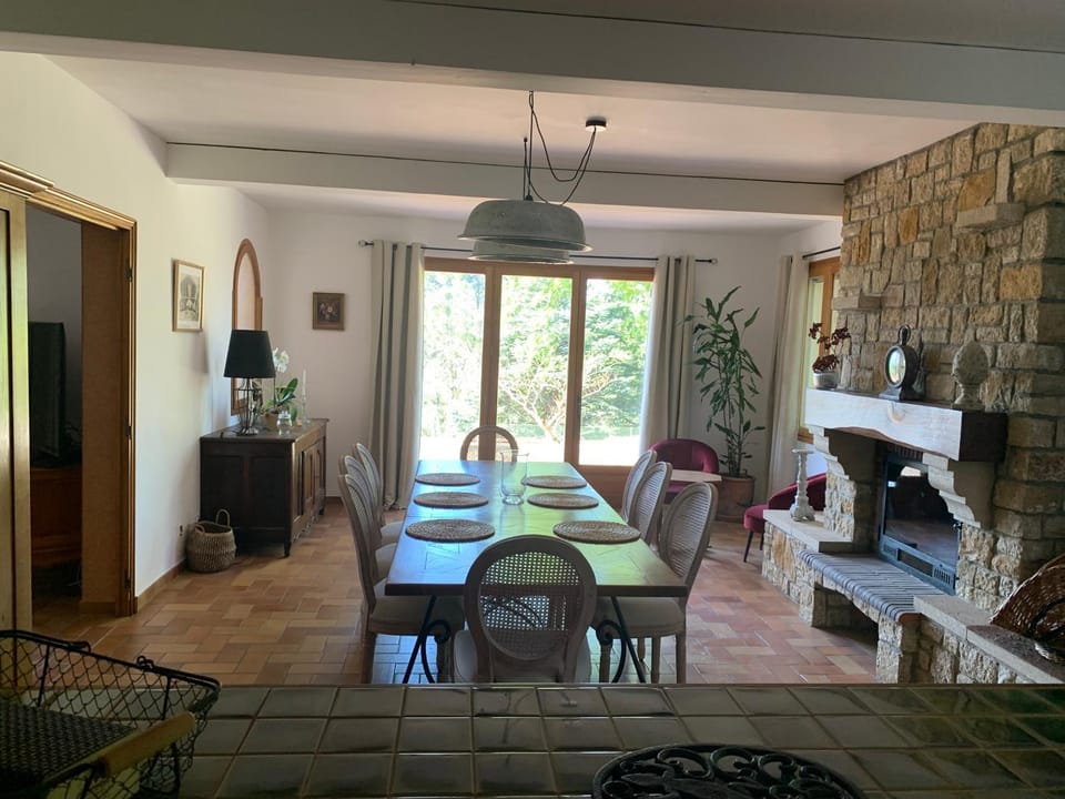 Villa CHATEAU SAINTE BARBE Villa in Carpentras