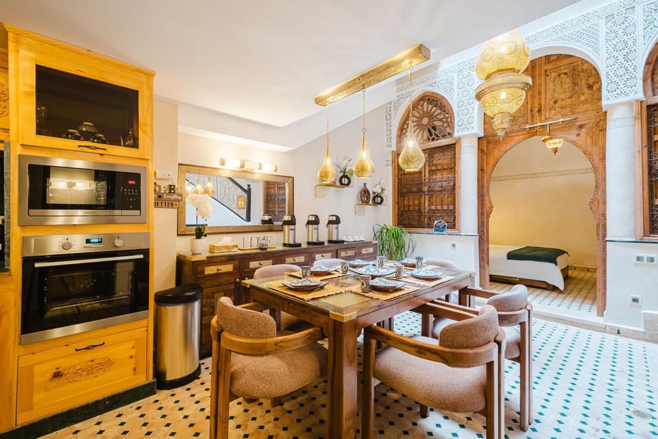 Riad Emeraude Cozy Riad with Shared Pool 4 Room House in Marrakesh