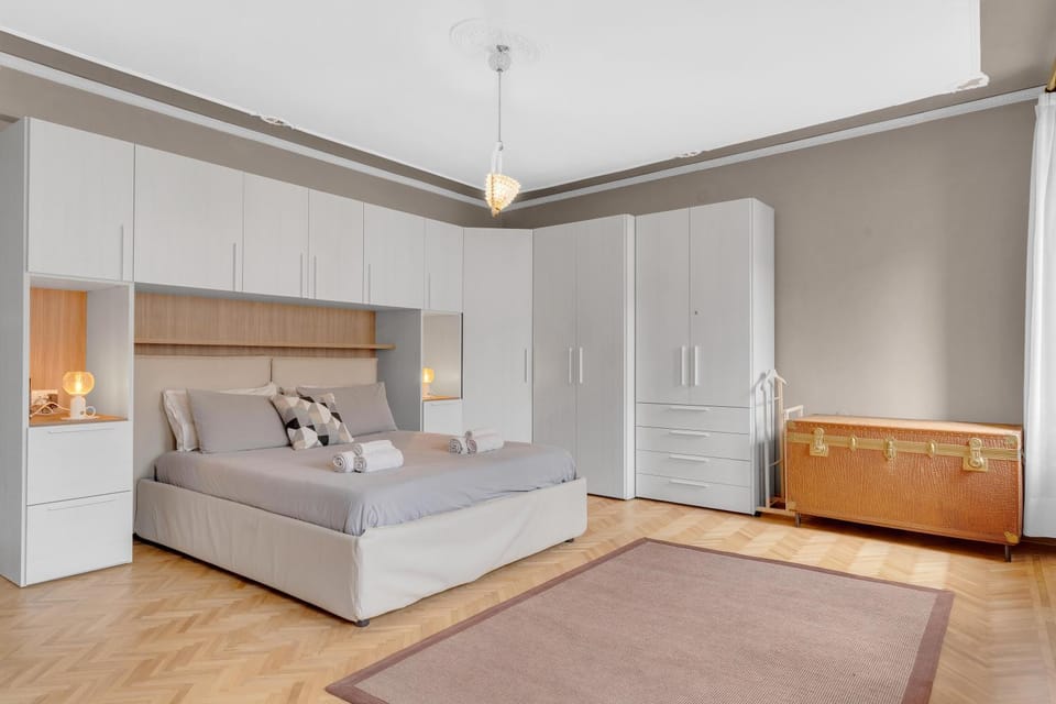 Bed, Photo of the whole room, Bedroom, towels, wardrobe, air conditioner