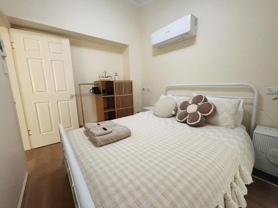 Spacious home in Shailer Park Villa in Brisbane