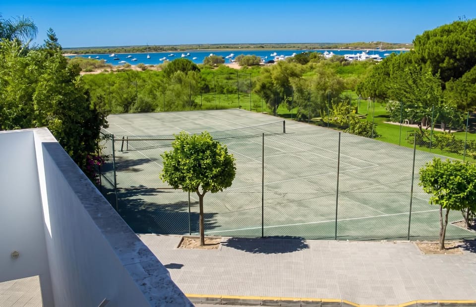 Spacious Apartment with Pool in El Rompido (178 m²) Apartment in Costa de la Luz