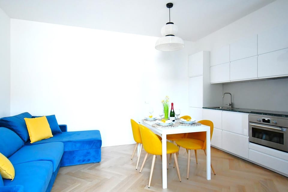 Kitchen or kitchenette, Living room, Dining area, dishwasher, oven, stove