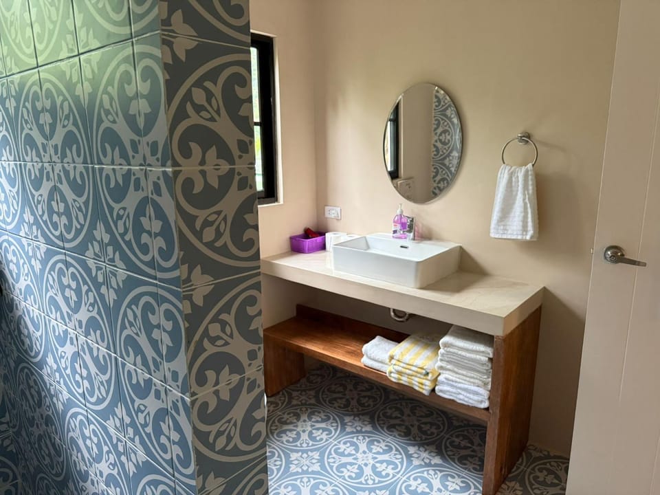 Bathroom, towels
