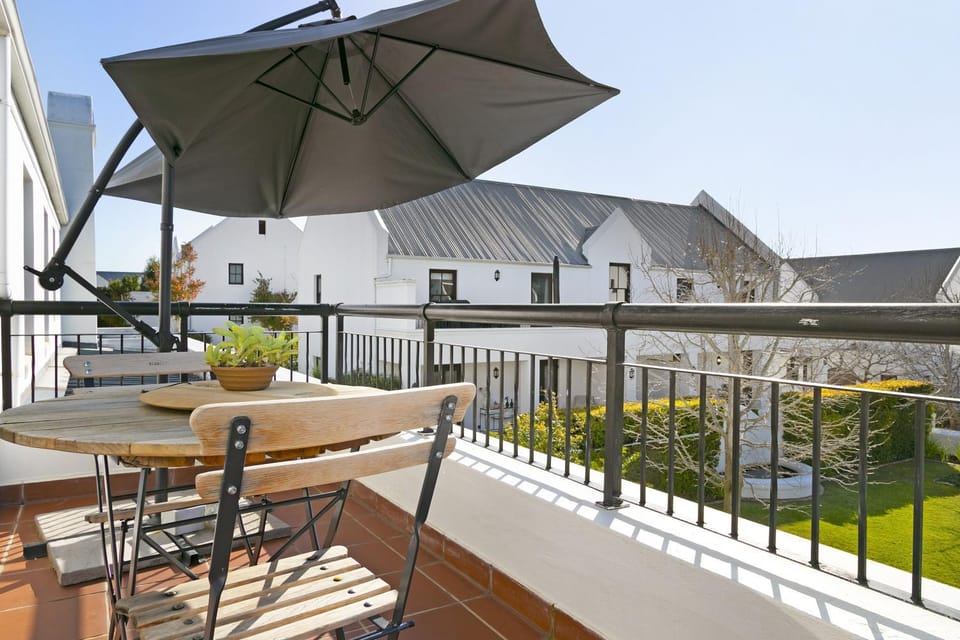 Patio, View (from property/room), Balcony/Terrace