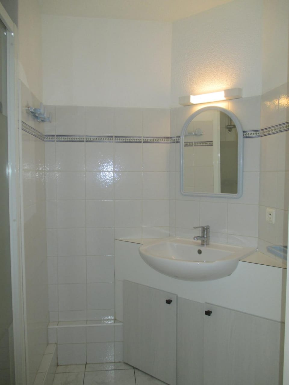 Appartement rénové 1 chambre ,rez de jardin,belle terrasse,proche plages,Carnac 2025-00427 Apartment in Carnac