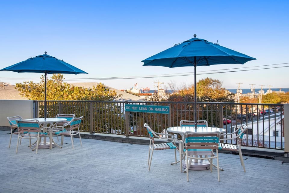 Patio, Balcony/Terrace, Swimming pool