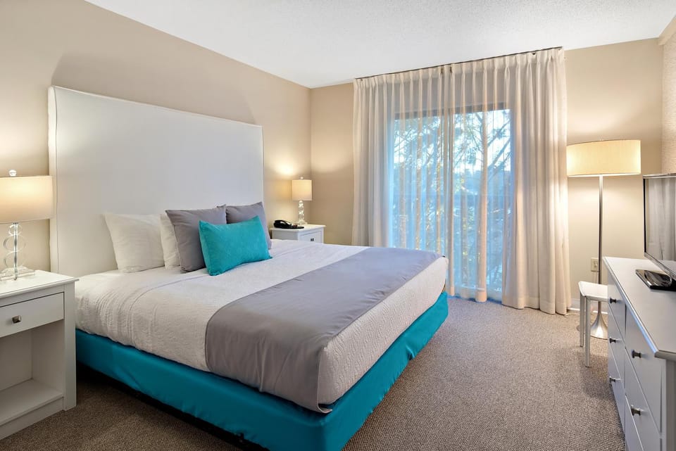 Bed, Decorative detail, Bedroom