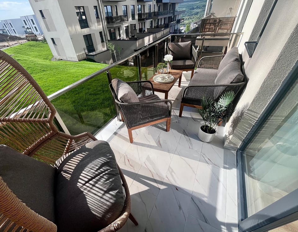 Balcony/Terrace, Balcony/Terrace