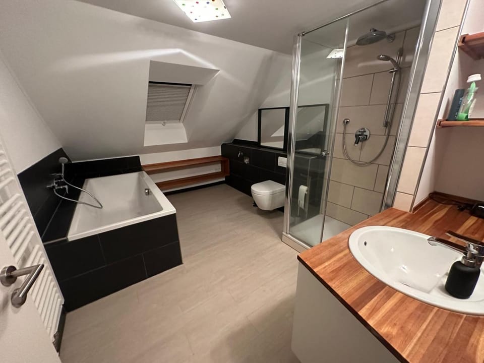 Möblierte Wohnung in Cochem zur Zwischenmiete für berufliche Aufenthalte keine Tourismus keine Ferienwohnung Apartment in Cochem-Zell