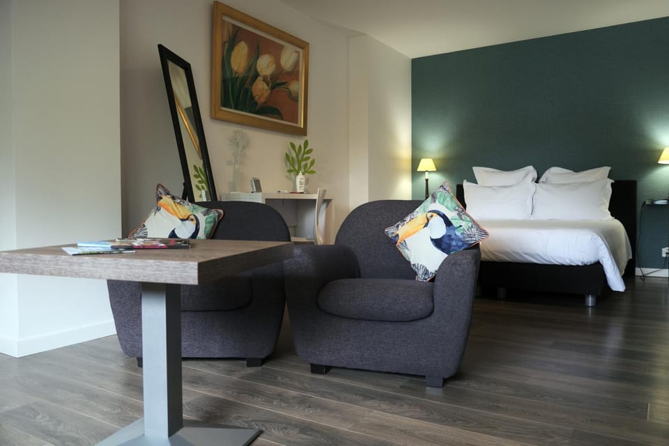 Les Chambres Lauryvan Bed and Breakfast in Nouvelle-Aquitaine