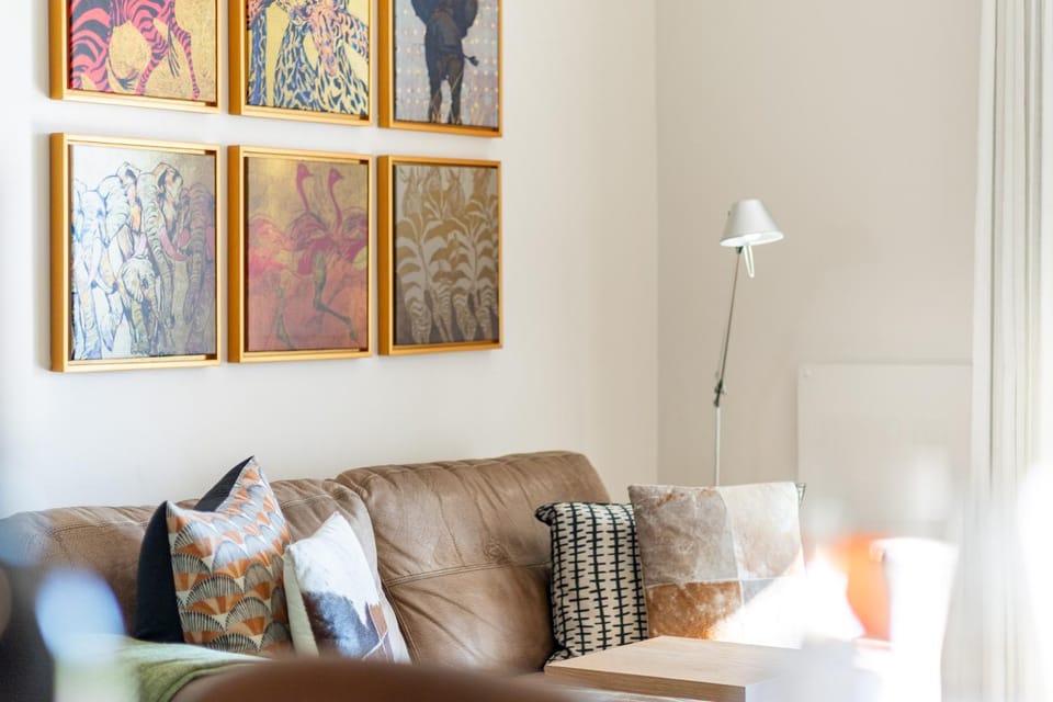 Living room, Decorative detail, Seating area