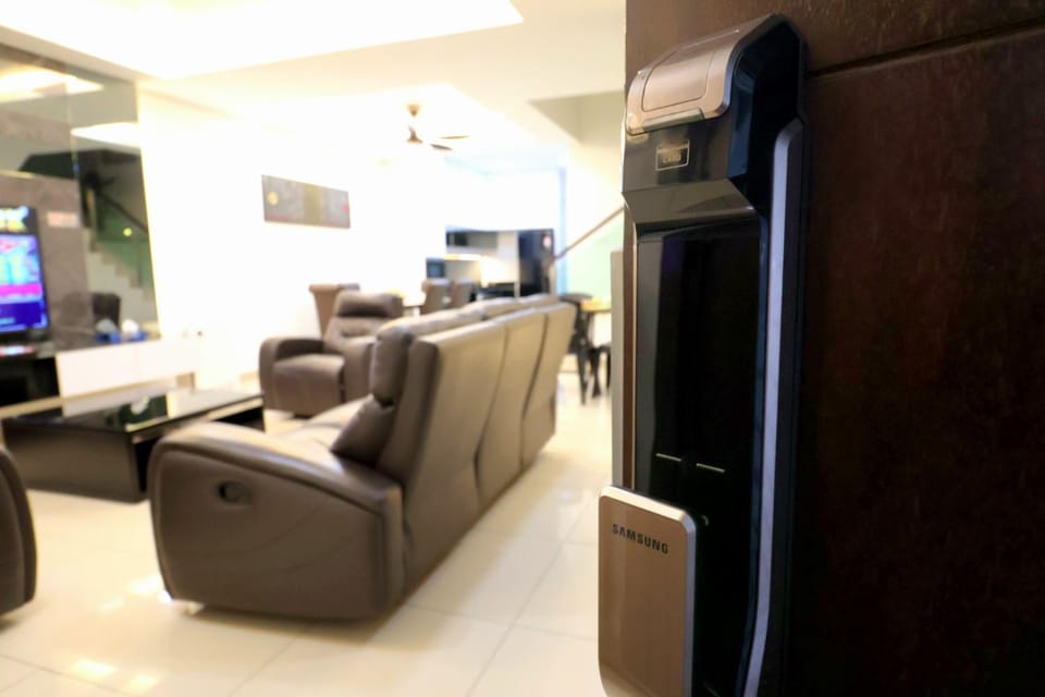 TV and multimedia, Living room