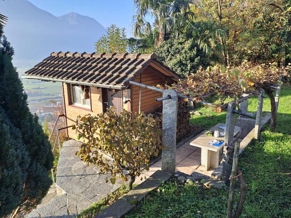 Casa Nido di Rondine by HolAp Apartment in Locarno