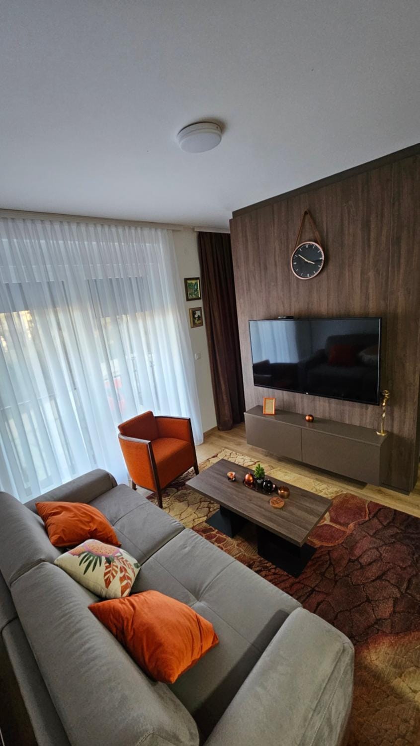 TV and multimedia, Seating area