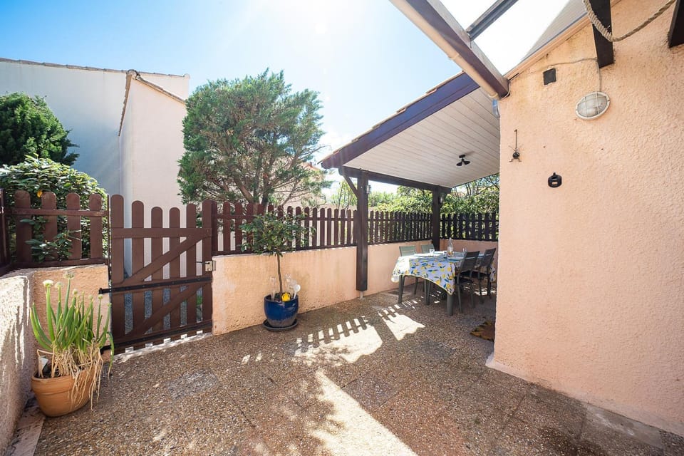 Patio, Balcony/Terrace