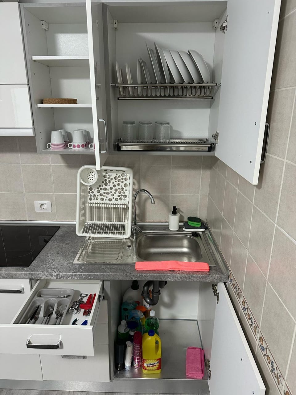 Kitchen or kitchenette