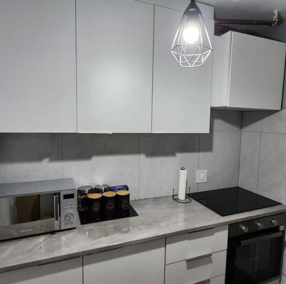 Neat, instaworthy, self-checkin flat in Pretoria Apartment in Pretoria