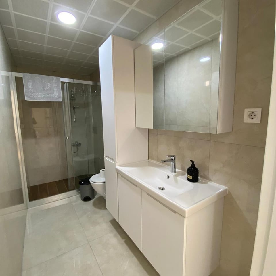 Cozy home - Garden, fireplace & cinema experience Villa in Ankara