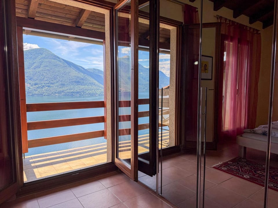 Parco Esotico by HolAp SA Apartment in Canton of Ticino