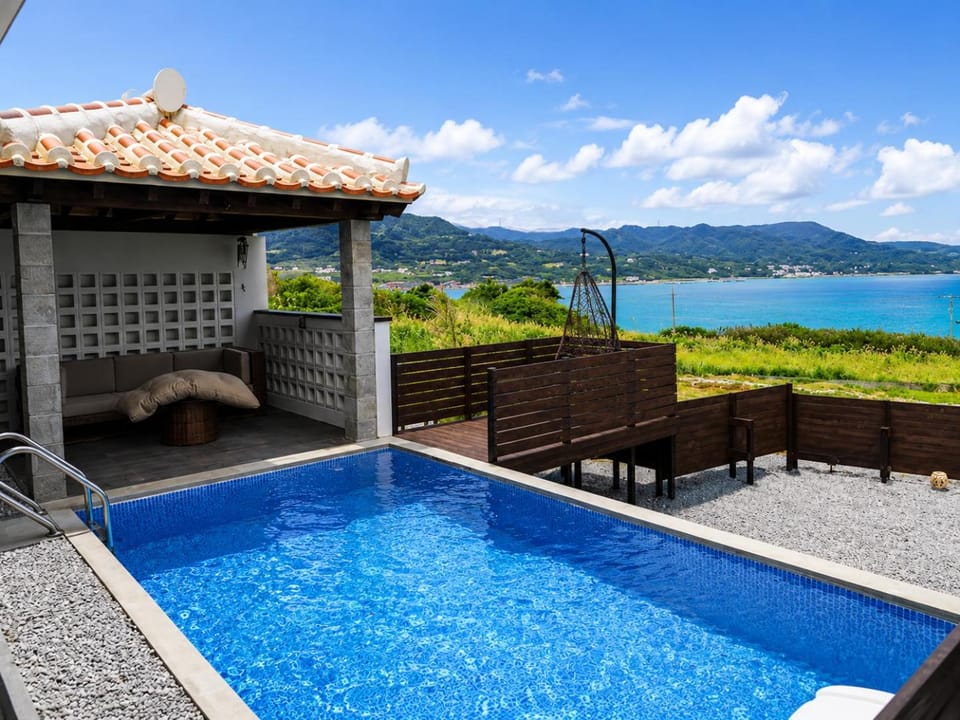 Pool view, Sea view
